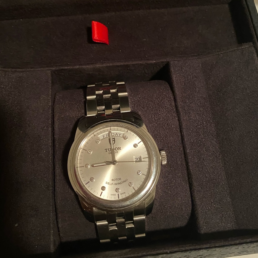 Tudor glamour 10 diamonds